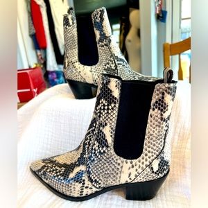 Cowboy Boots Woman Sz 6 Snakeskin embossed Cow Leather-NEW(no box)